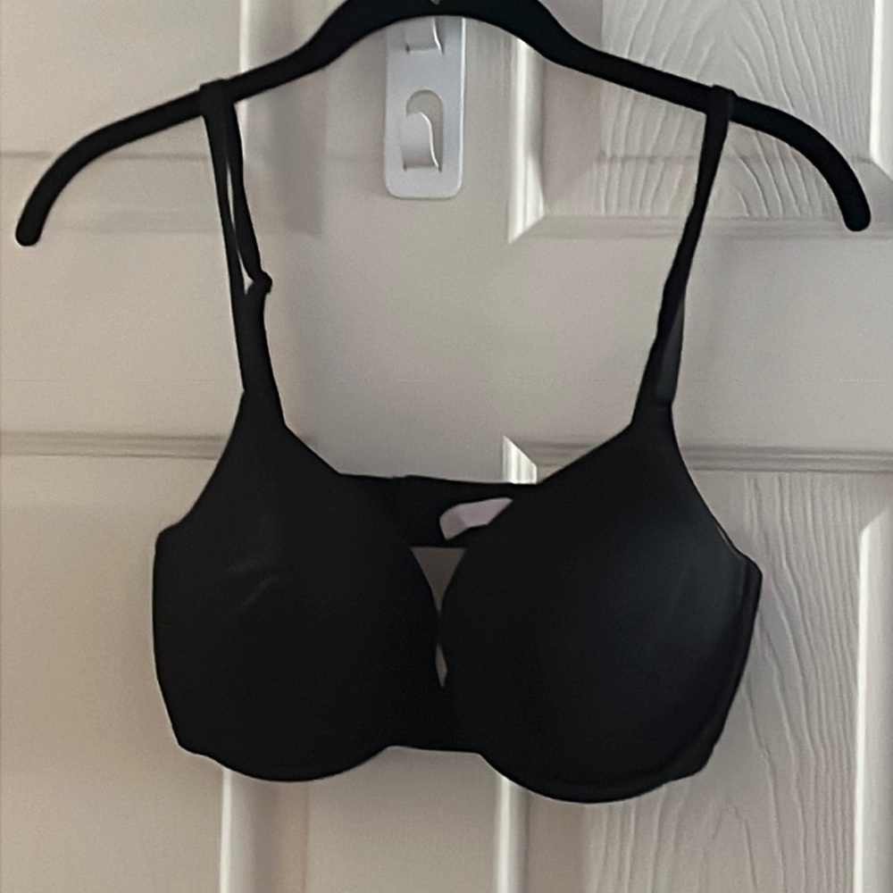 Pink brand black push up 36d